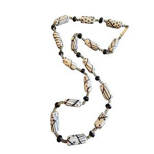 Vintage Porcelain Made in Hong Kong Necklace (A2077)